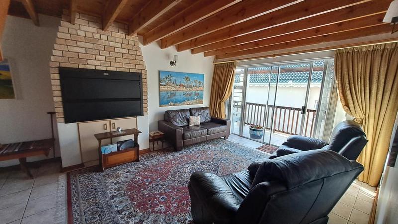 2 Bedroom Property for Sale in Stilbaai Wes Western Cape
